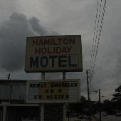 Hamilton Holiday Motel