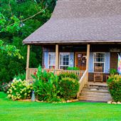 COUNTRY CABIN