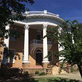 HERITAGE HOUSE